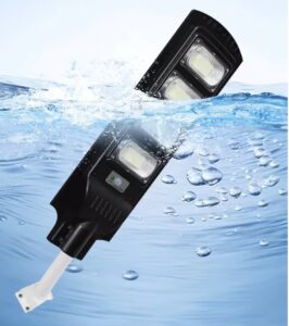 پروژکتور خورشیدی خیابانی ۴۰۰ وات